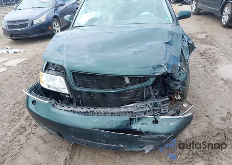 1998 Audi A6 из США, поврежденный, VIN WAUBA24B8WN179085